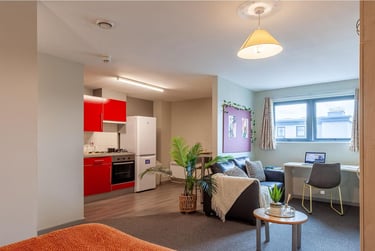 1 bed studio, Crown Street, East Reading, Reading, RG12SE - Image 2